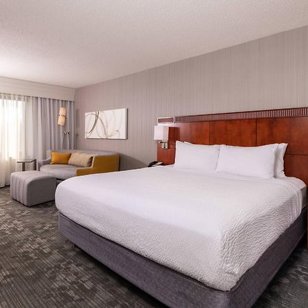 Courtyard By Marriott Newark-University Of Delaware Esterno foto