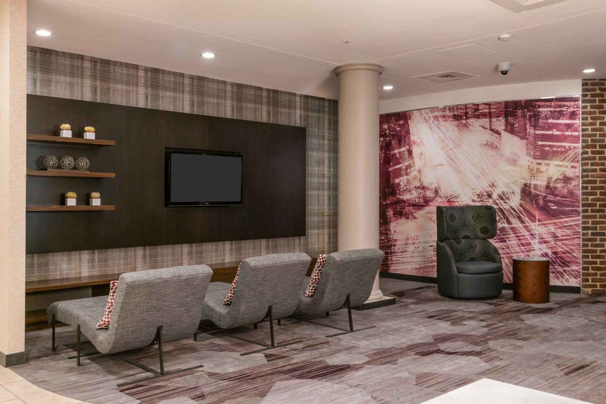 Courtyard By Marriott Newark-University Of Delaware Esterno foto