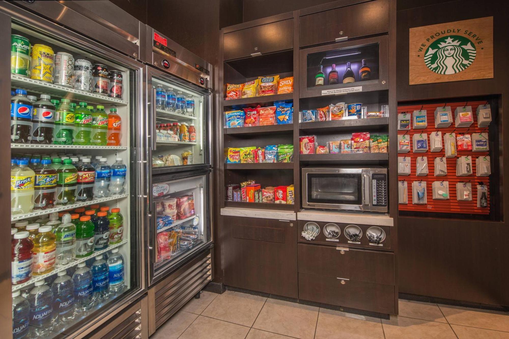 Courtyard By Marriott Newark-University Of Delaware Esterno foto