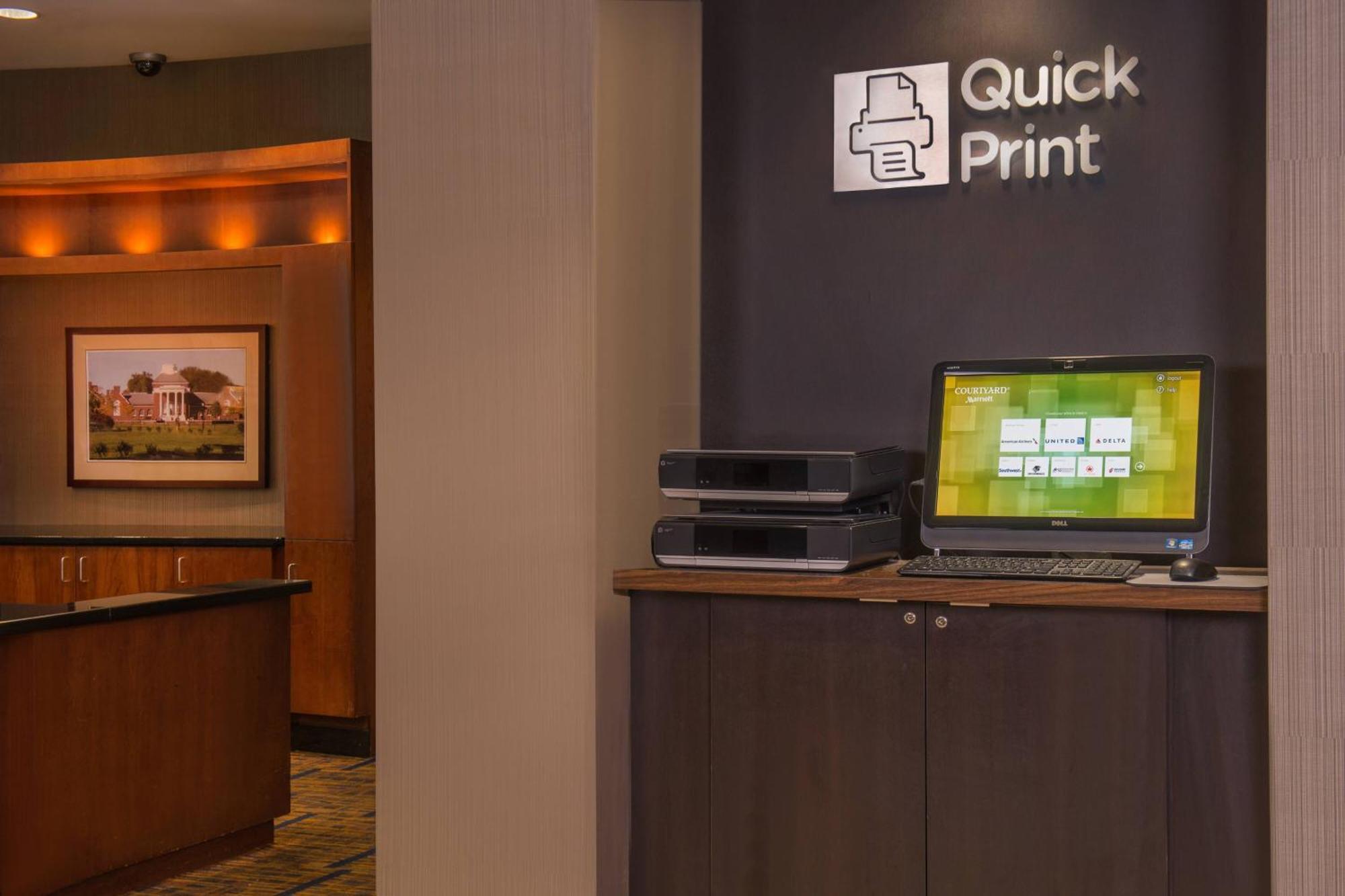 Courtyard By Marriott Newark-University Of Delaware Esterno foto