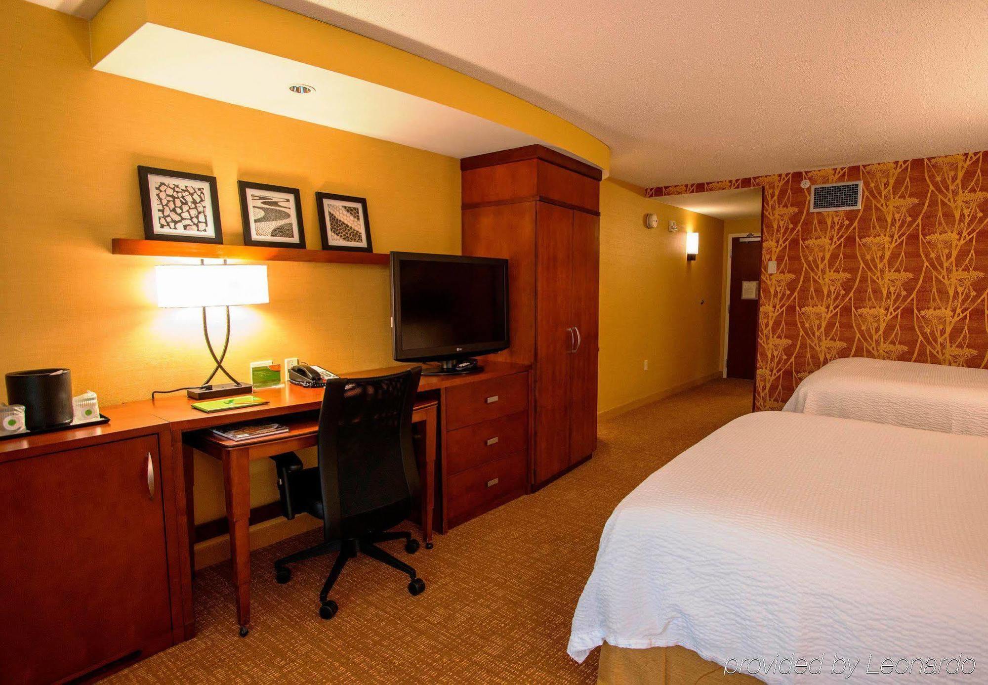 Courtyard By Marriott Newark-University Of Delaware Esterno foto